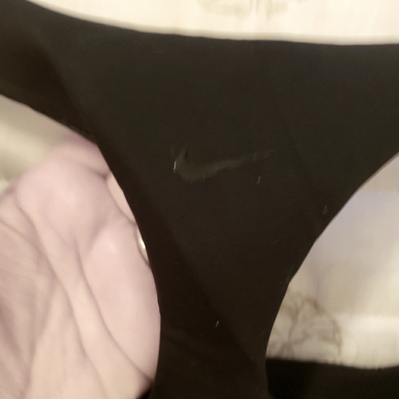 Nike small black sheer bottom detail padded racerback sports bra NWOT - Picture 4 of 5